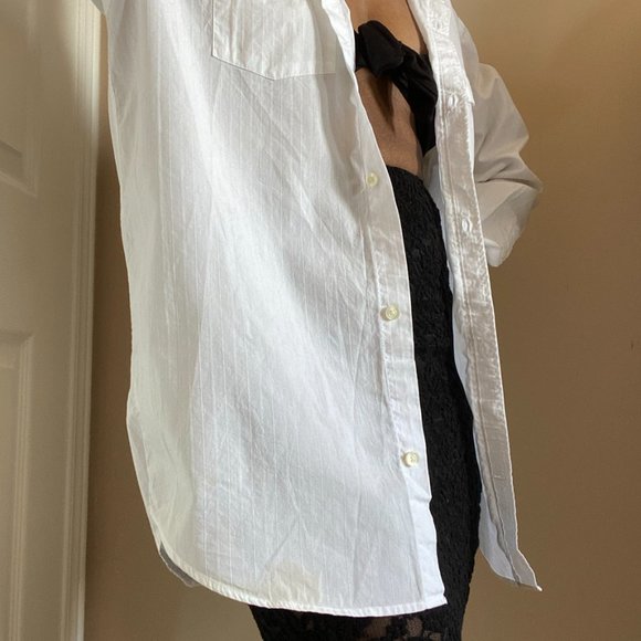 White Gap Collared Button Down Shirt - Picture 13 of 13